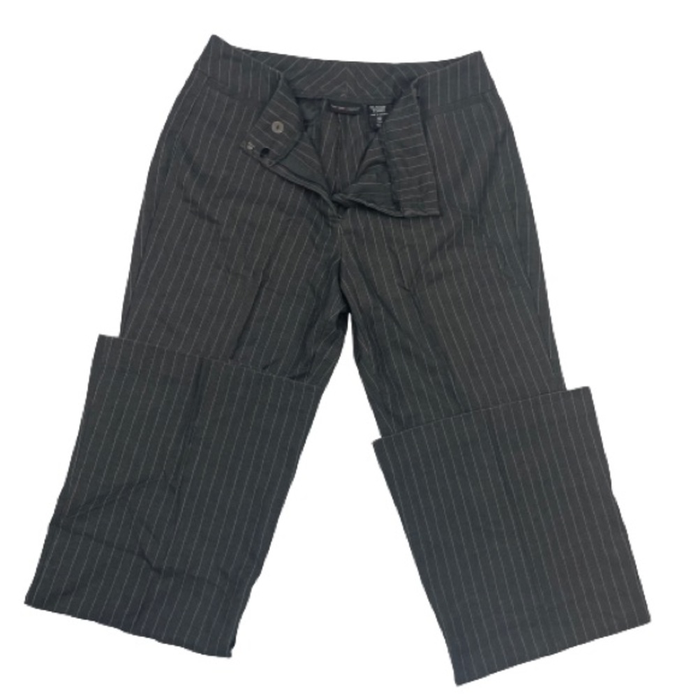 New York & Company Women’s Gray Pinstripe Dress Pants. Stretch. Size 10 Tall.